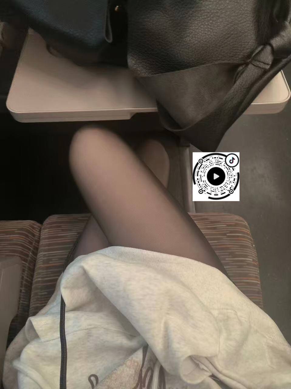 岛 X