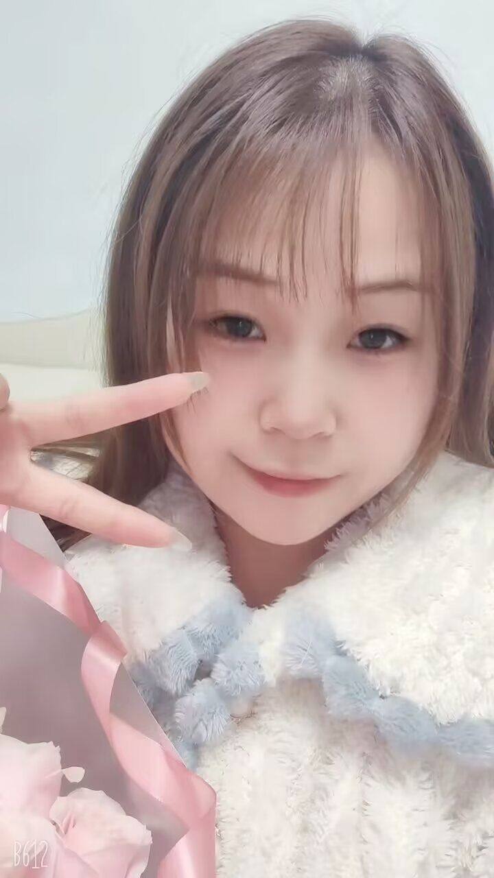 七七白 0004