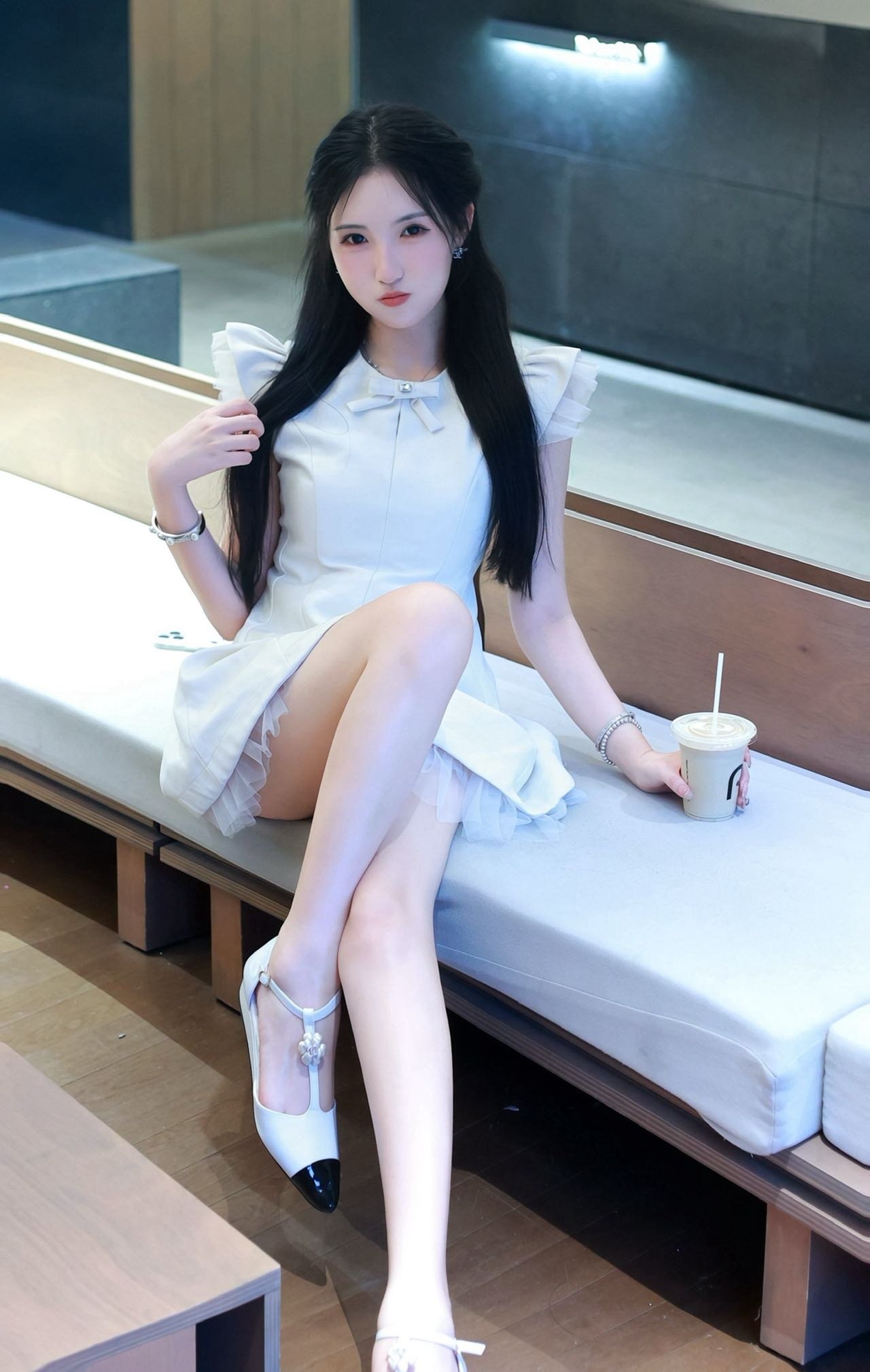 莹莹