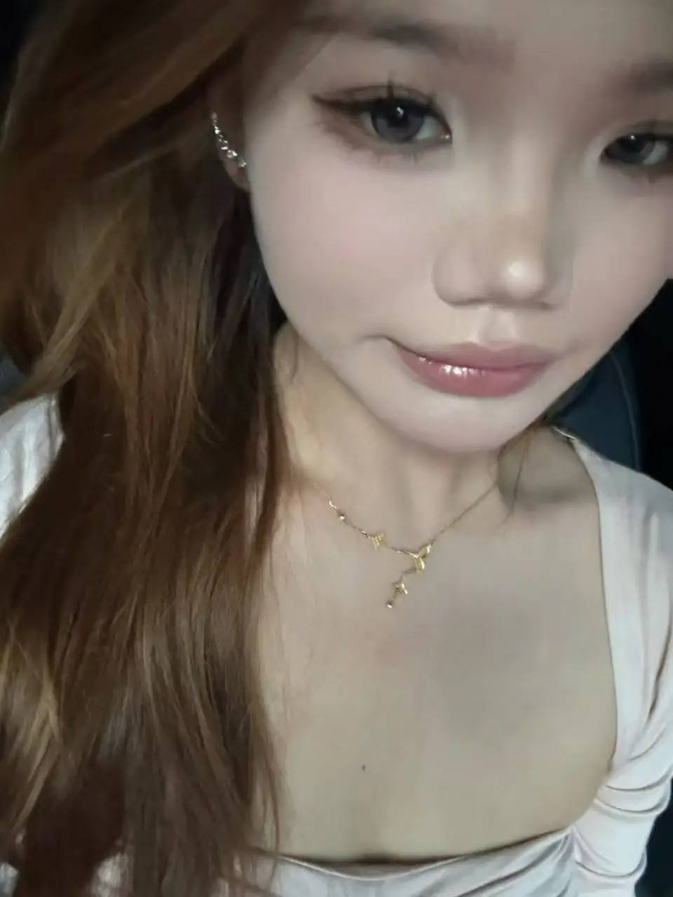彤彤