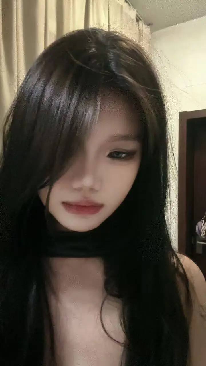 彤彤