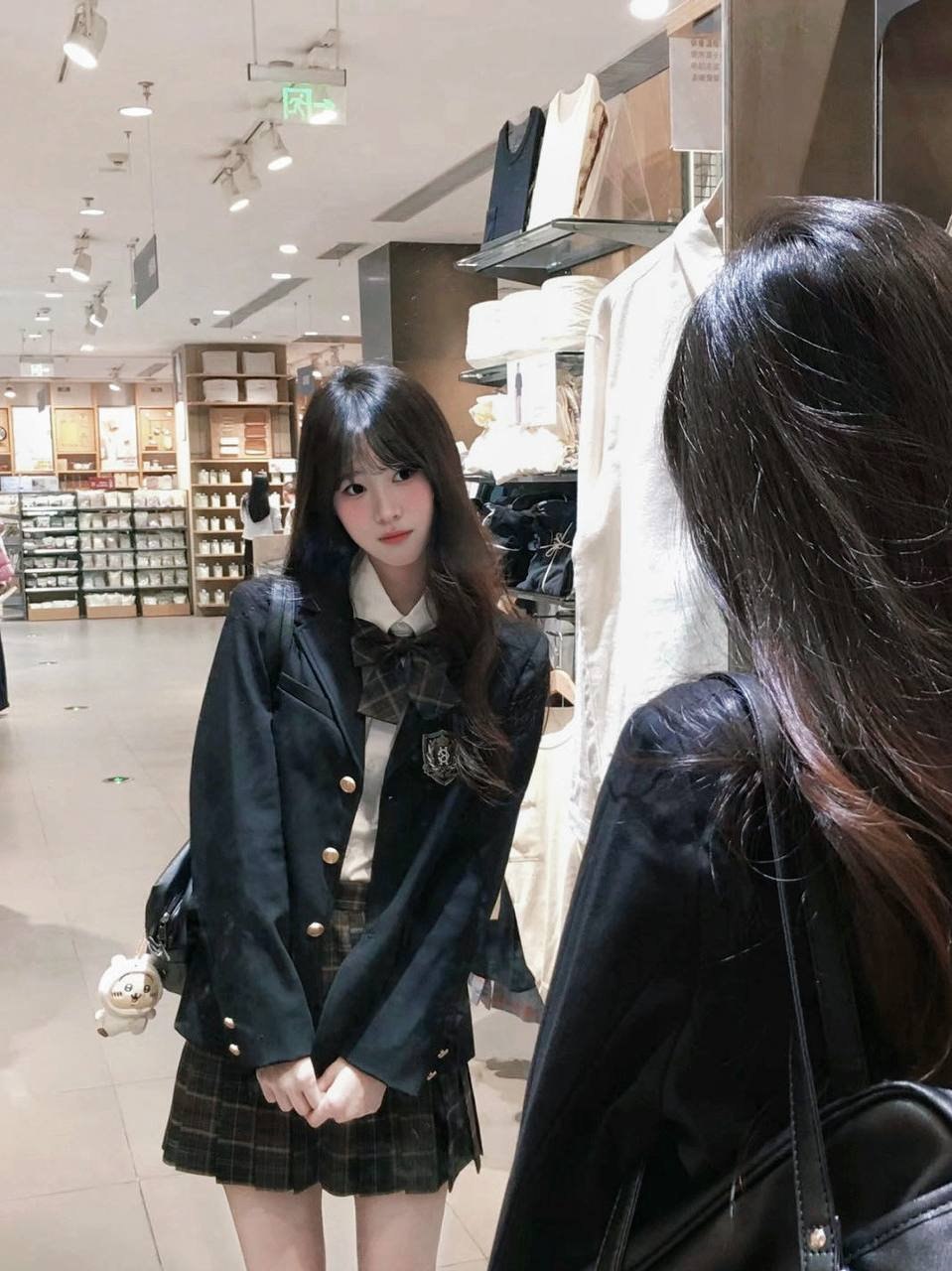 小依