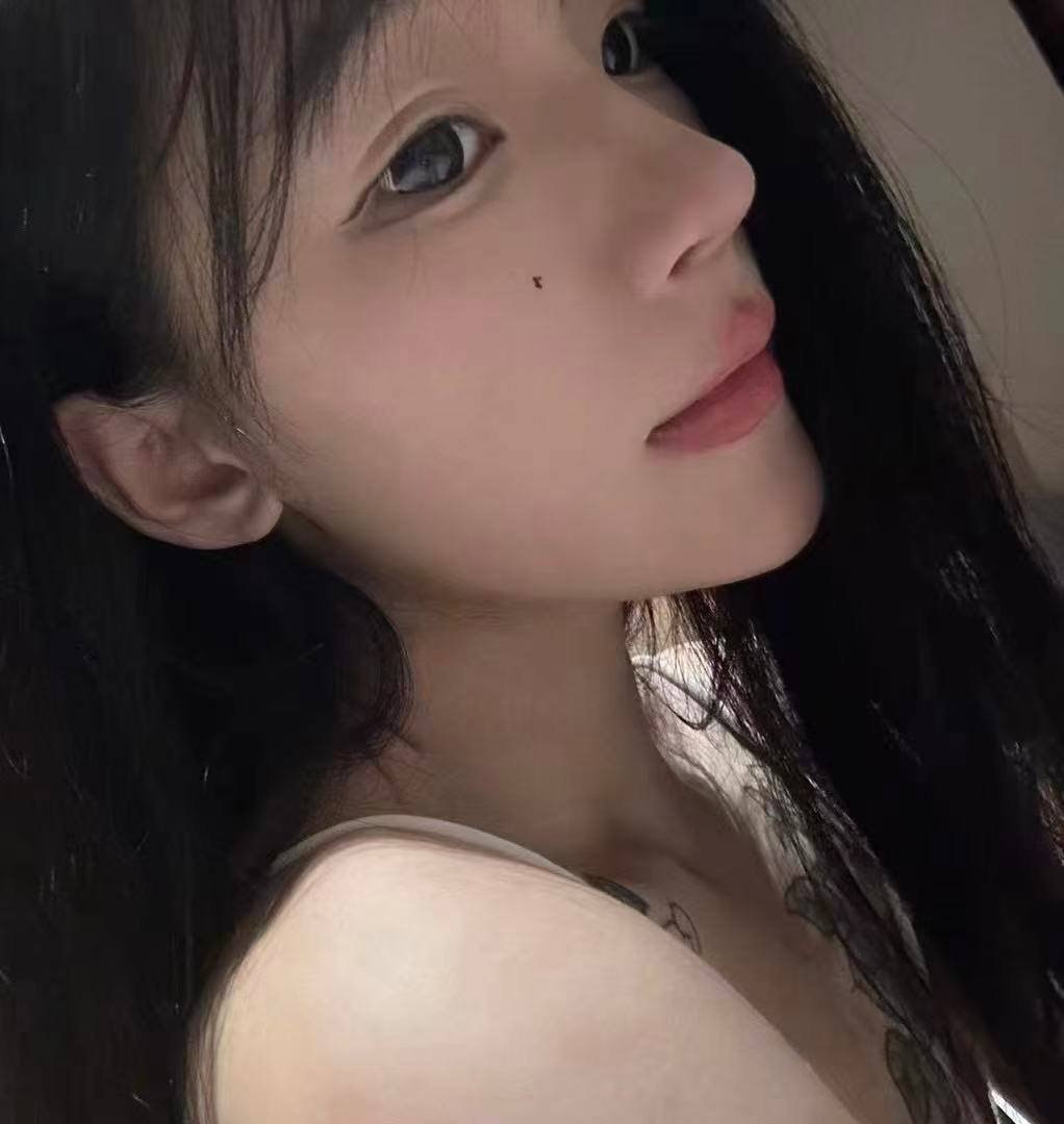吱吱