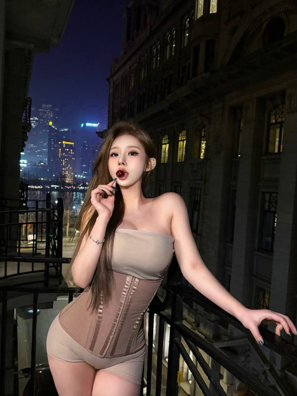 妍妍