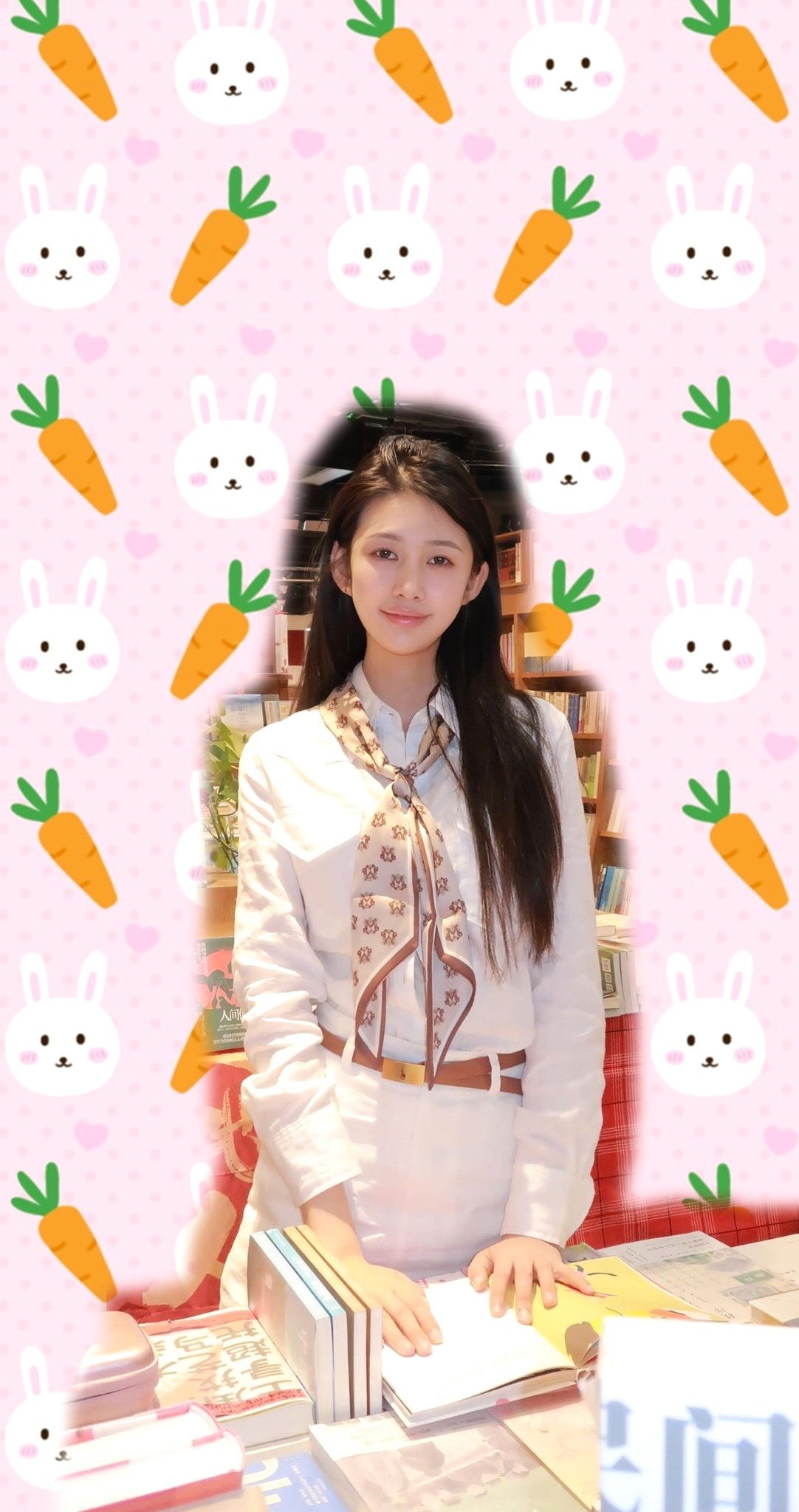 盈盈