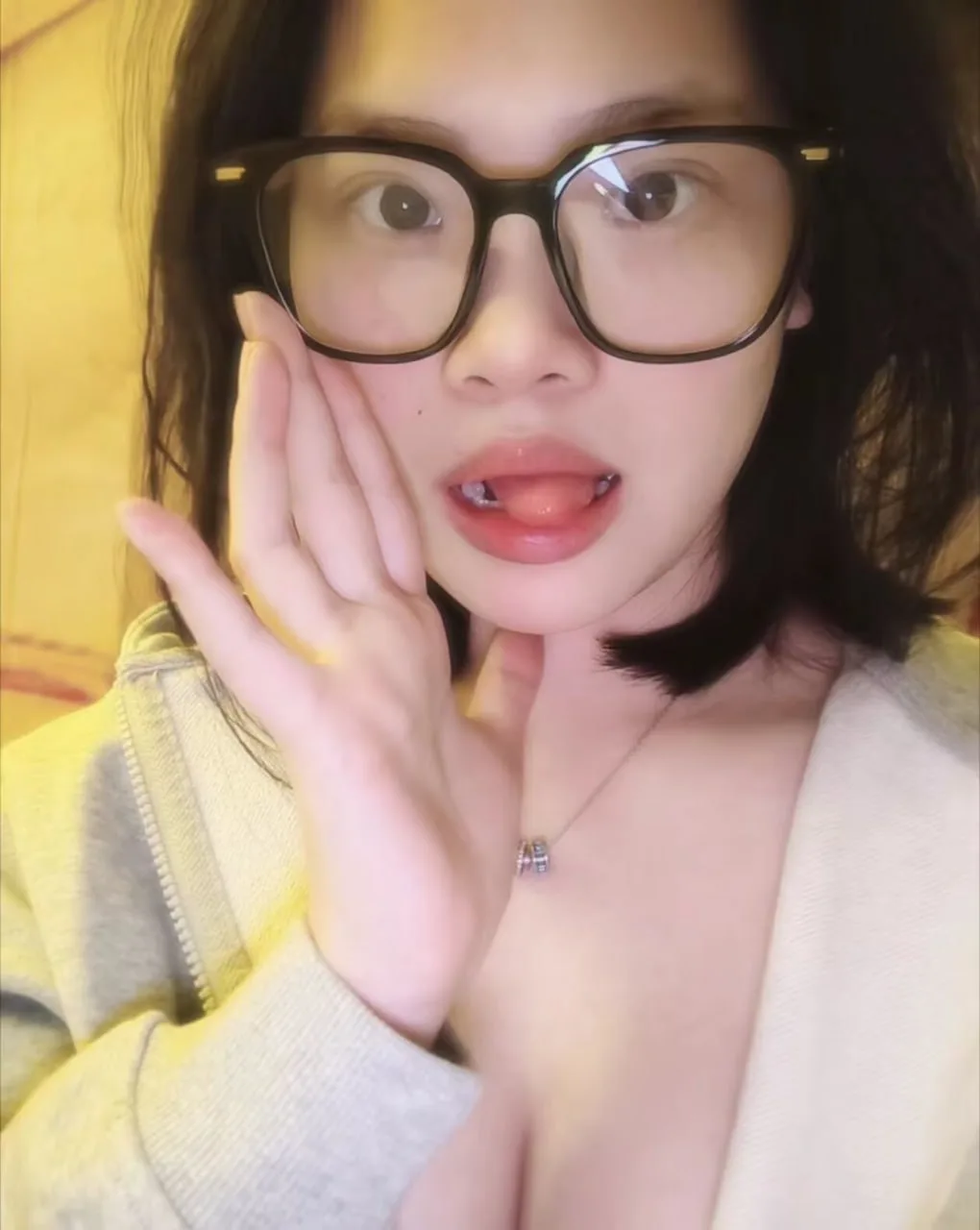 验证视频封面