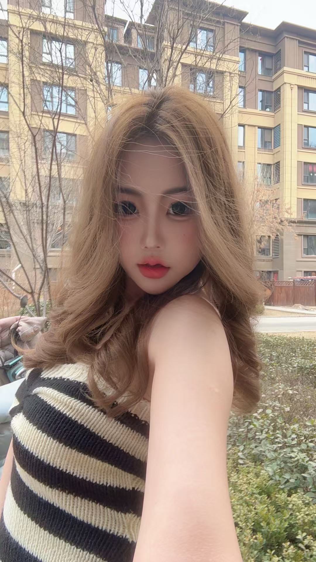 B045