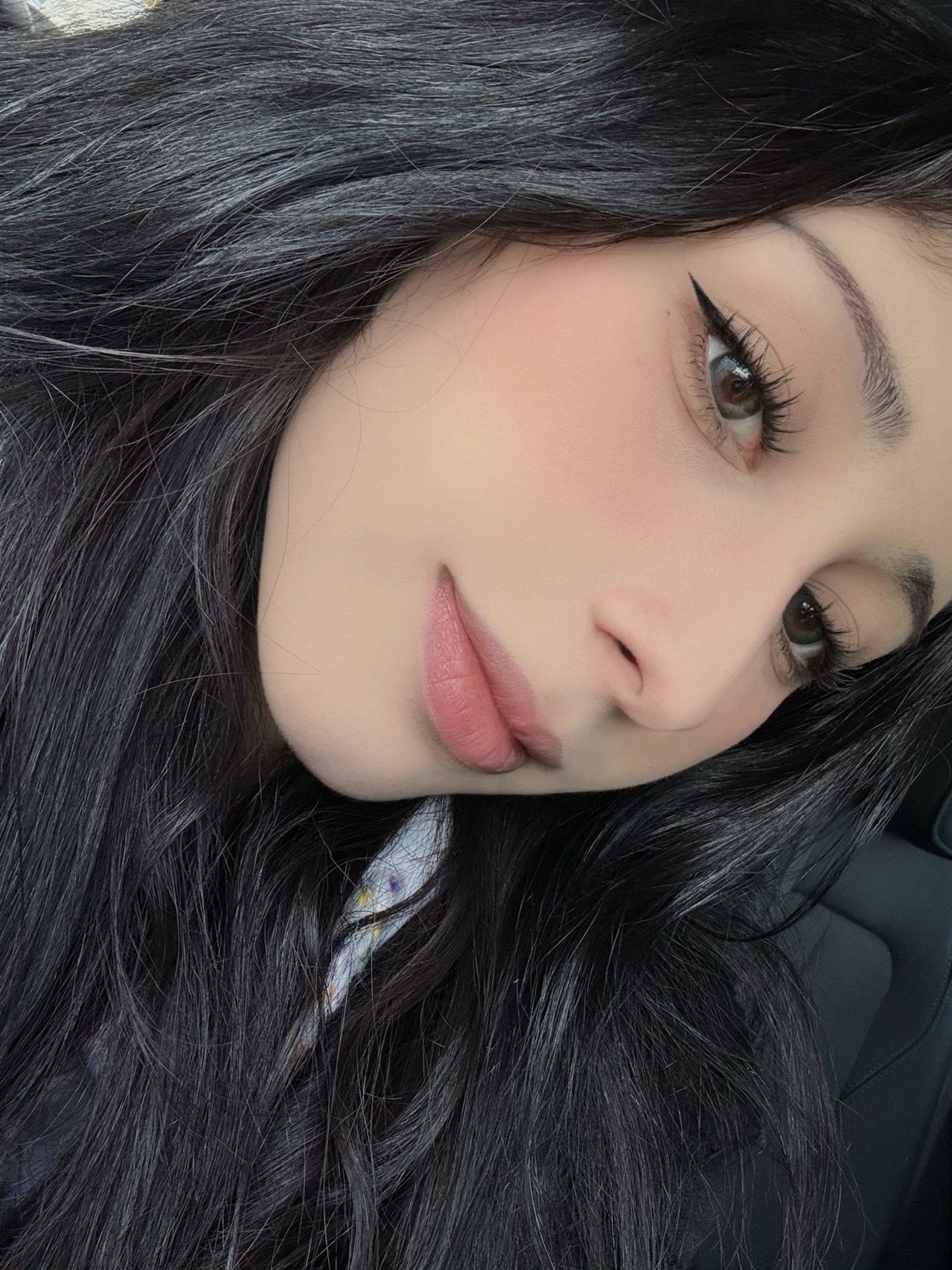 L