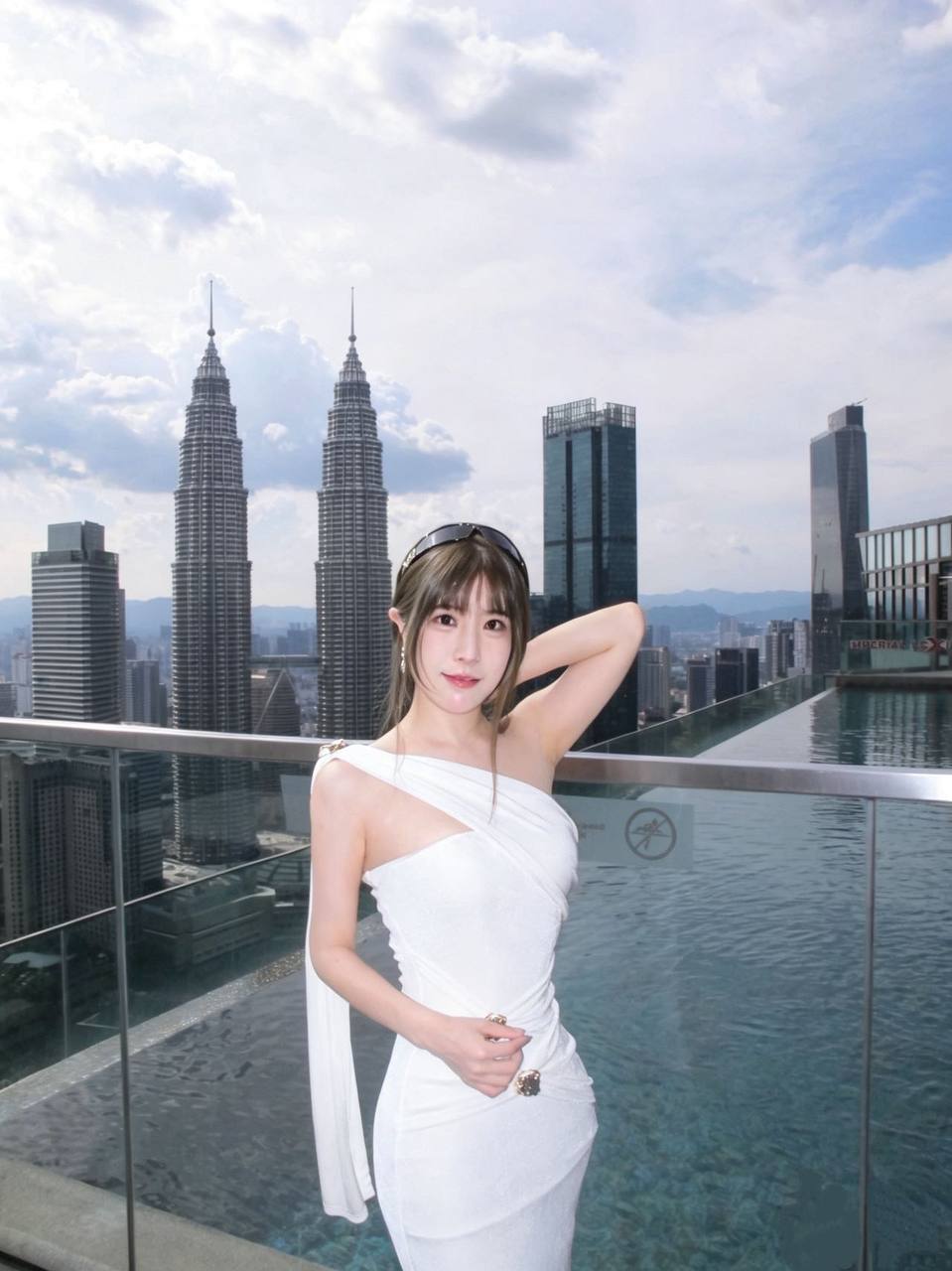 李李