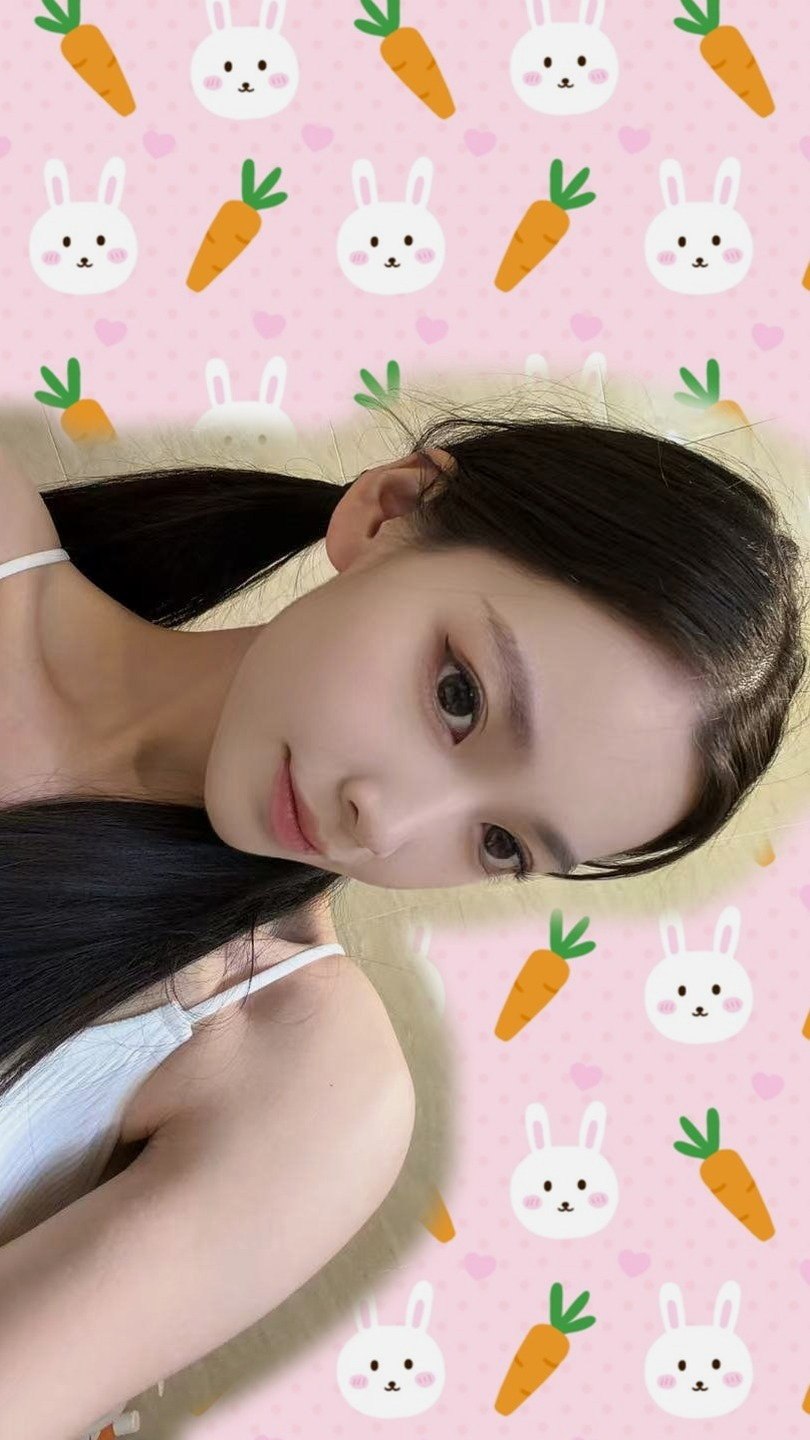 依依