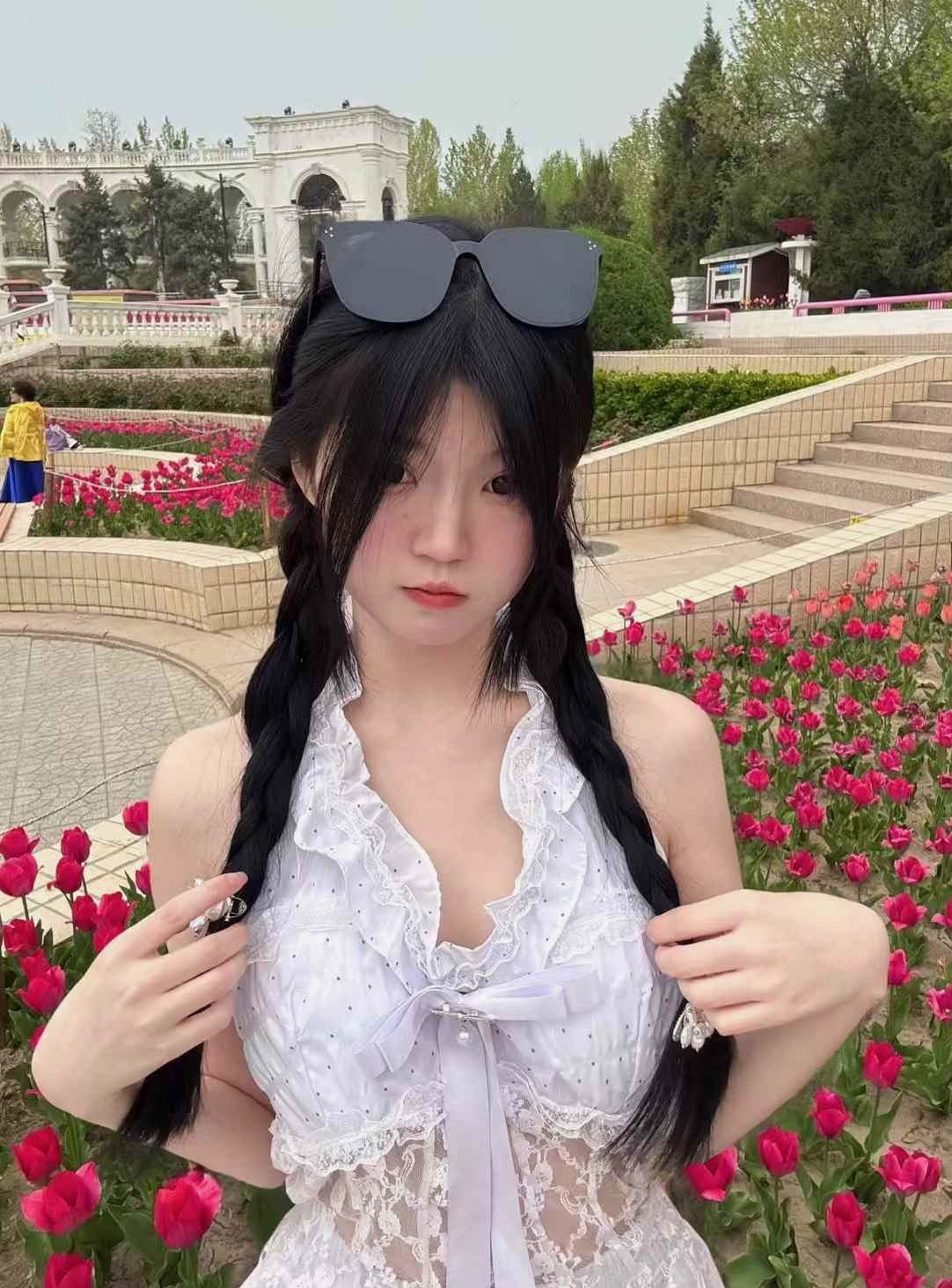 。