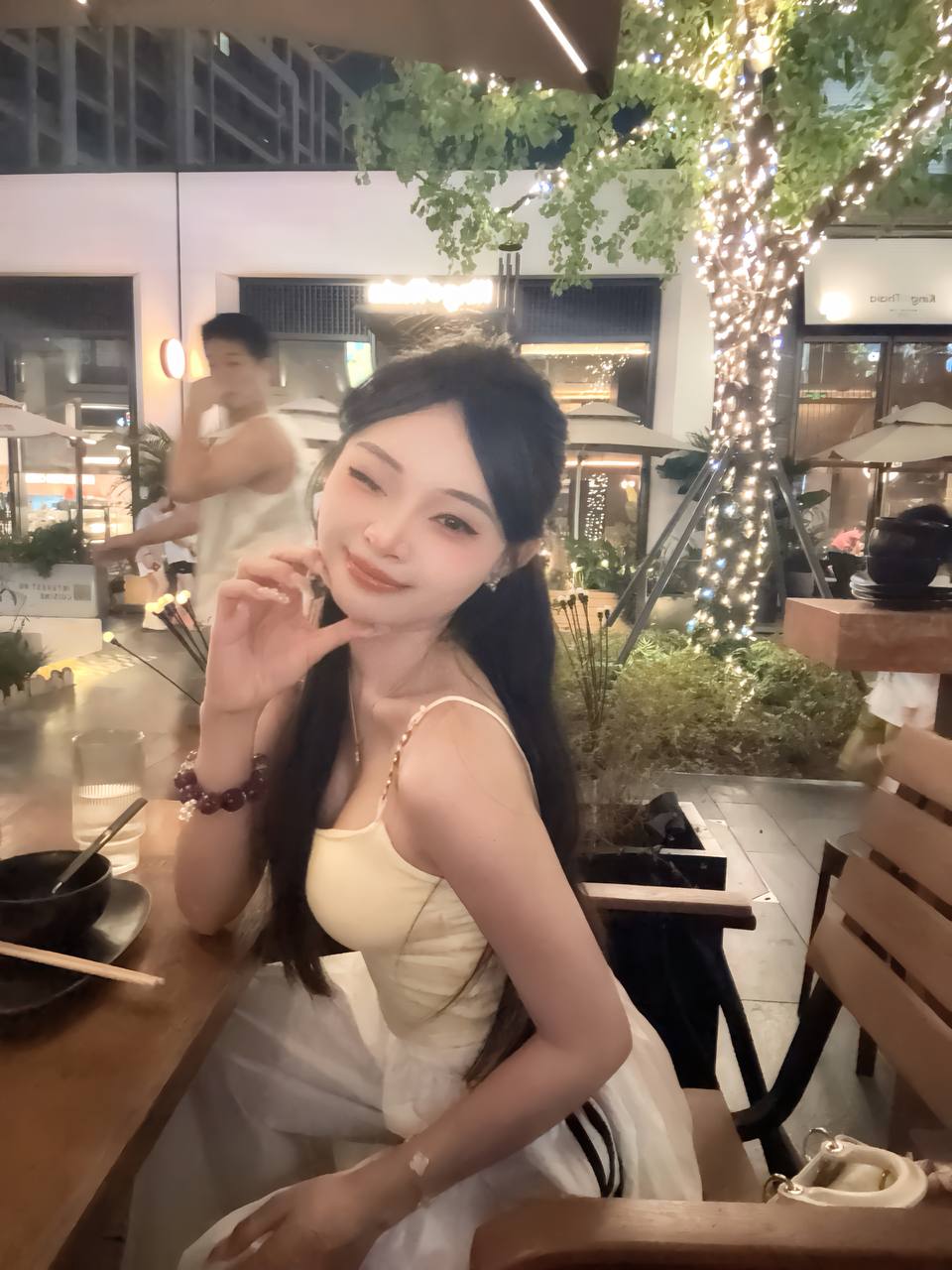 千懿w少小美