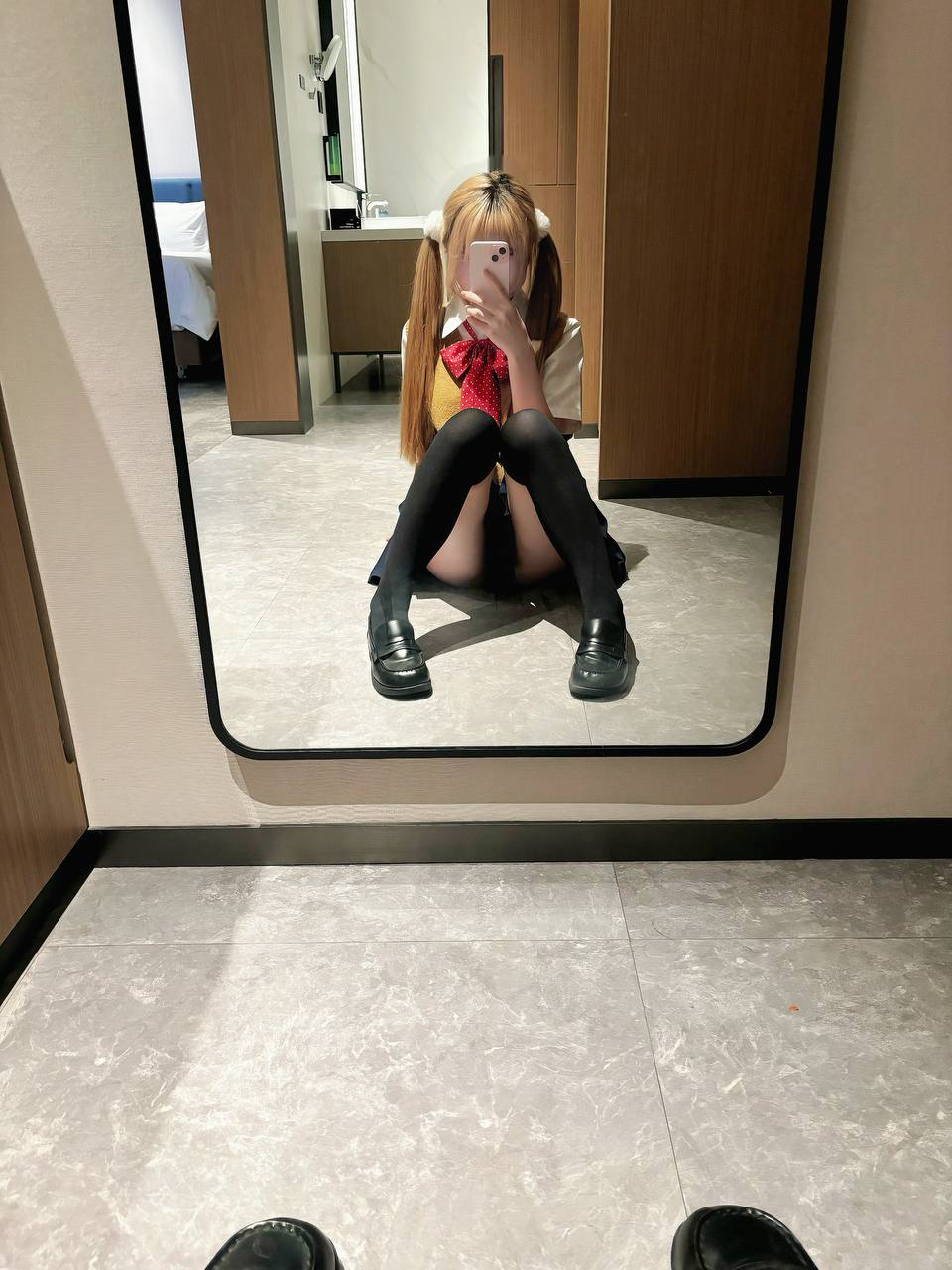 婷