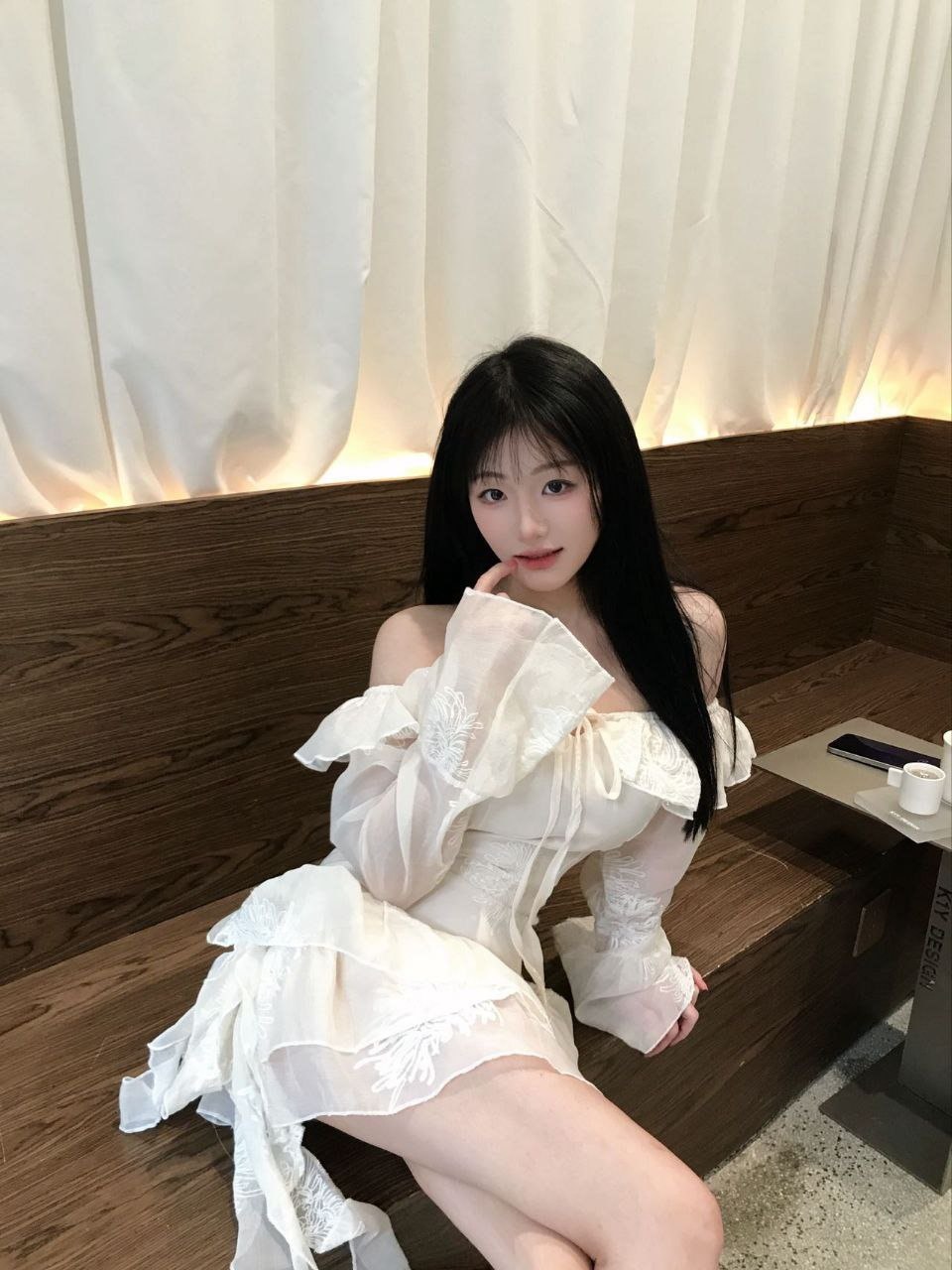 GD294 清纯小美 大胸 三点粉 馒头 一线天 冷白皮