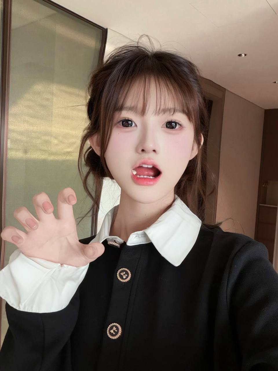 小伊