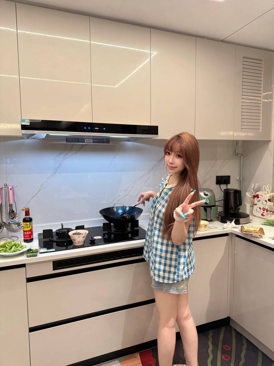 小Y