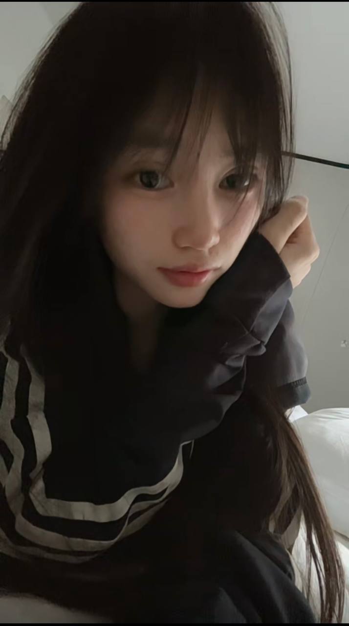 嗯哼