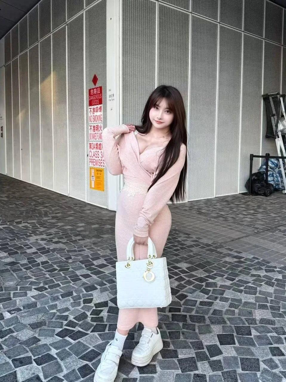 验证视频封面