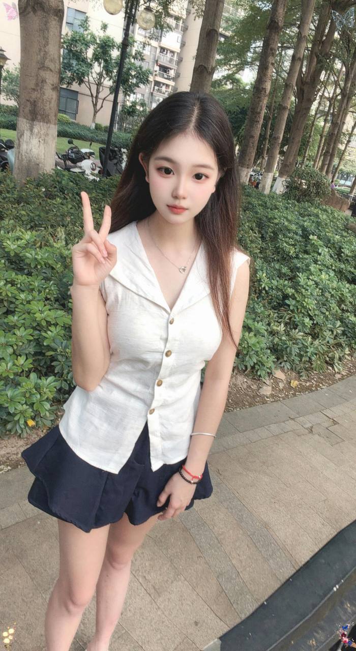 彤彤