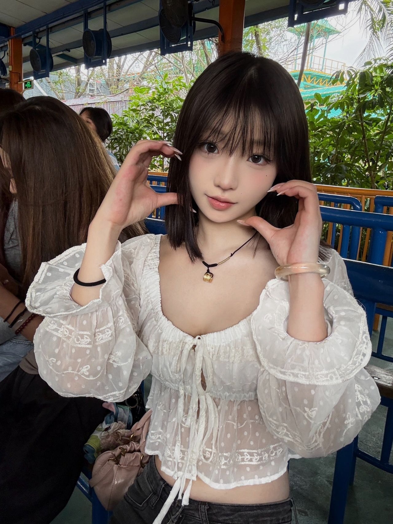 YC323