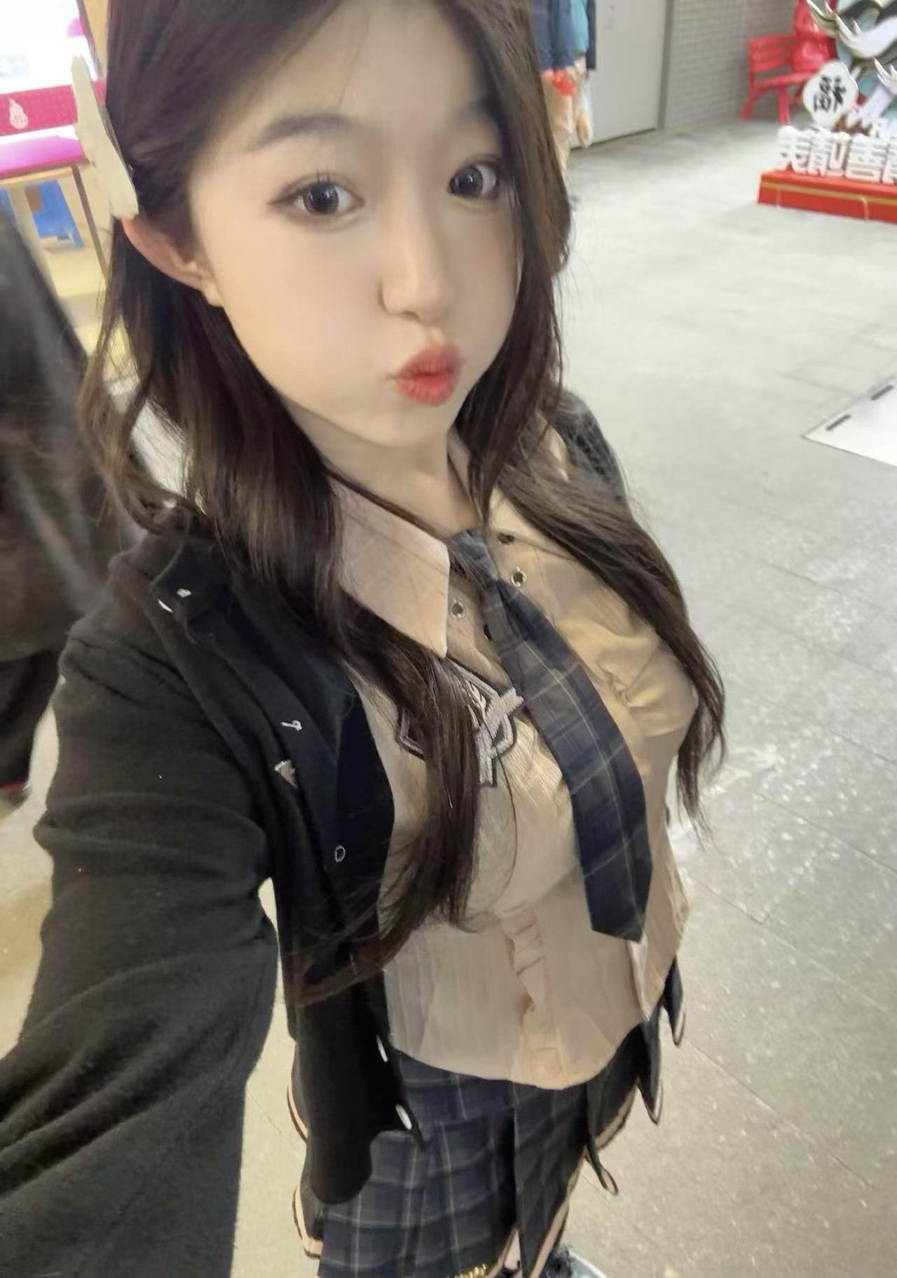 L093