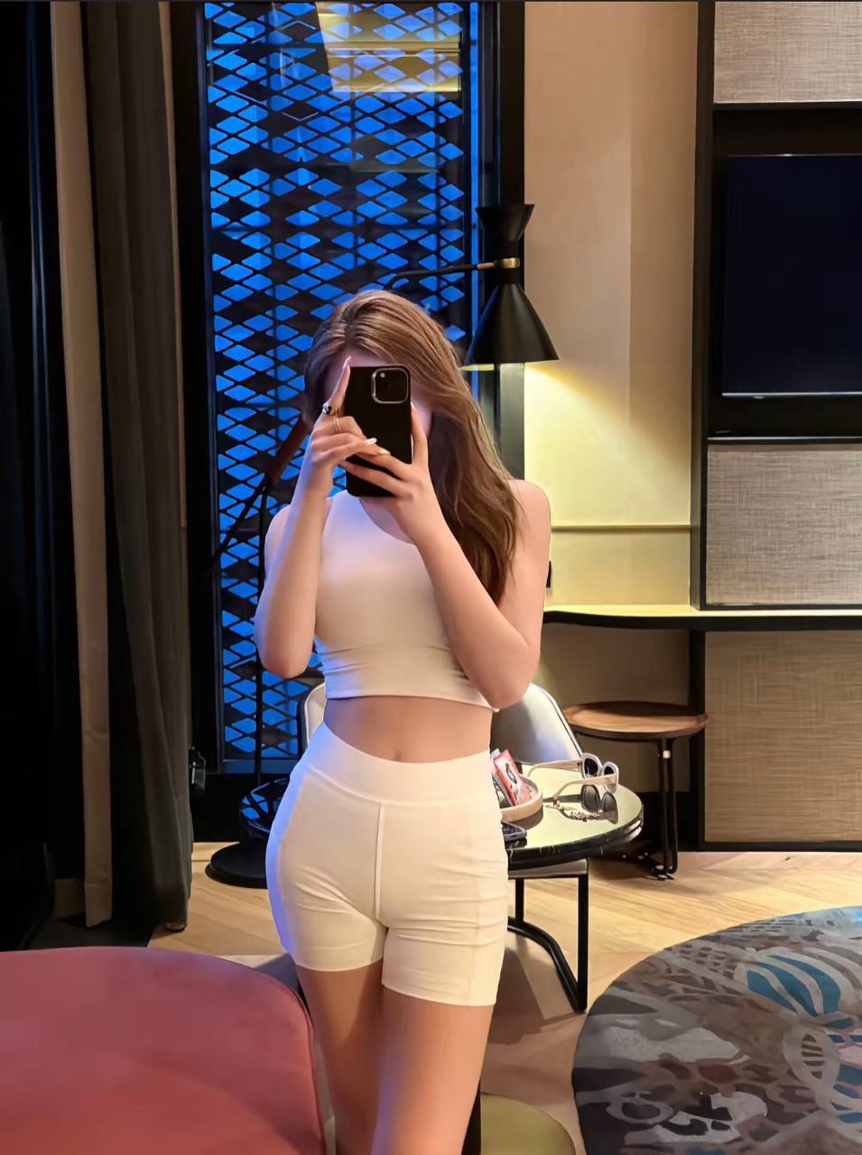 A44 御姐