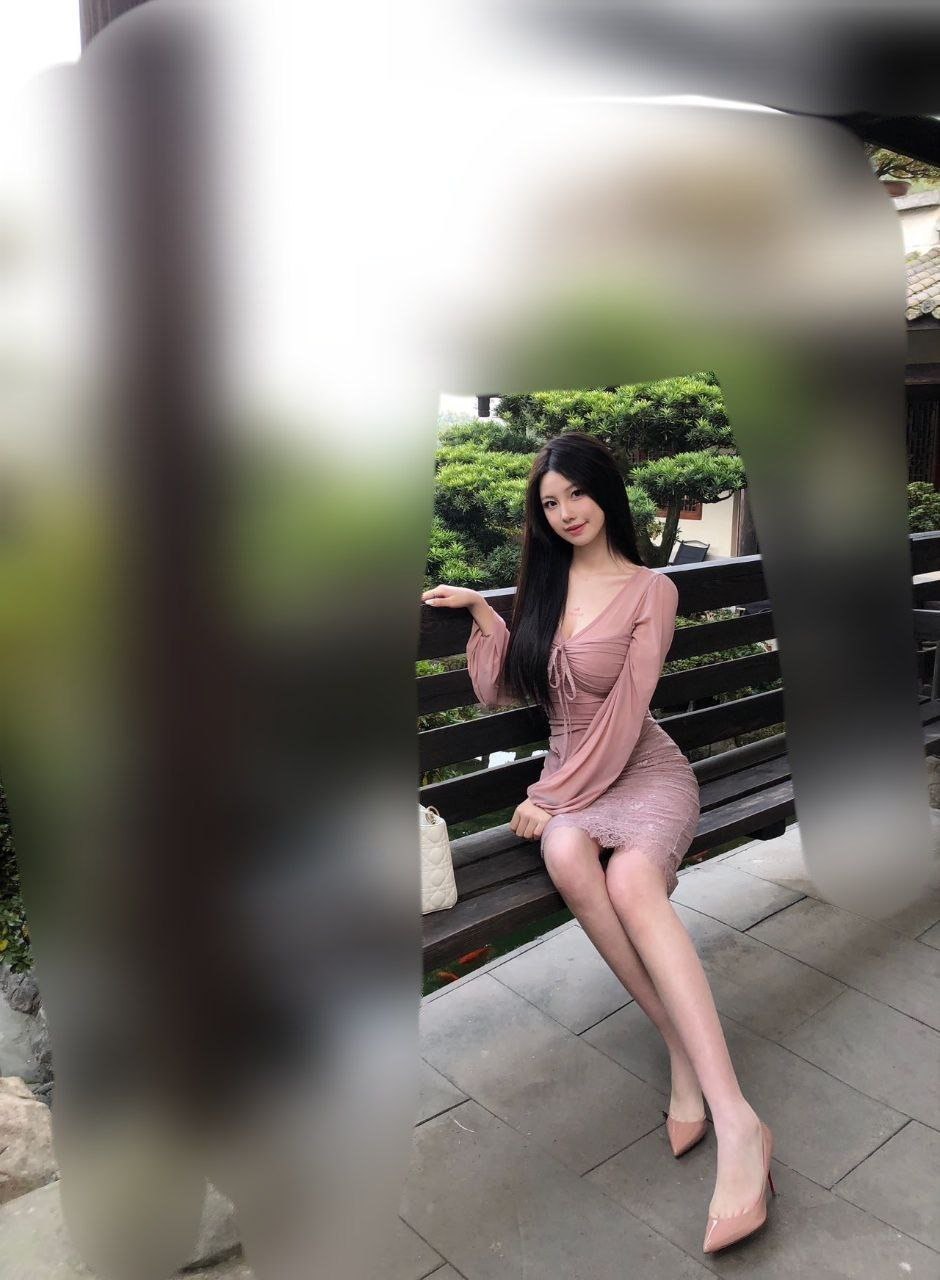 GD517 极品身材 大胸 反差 筷子腿