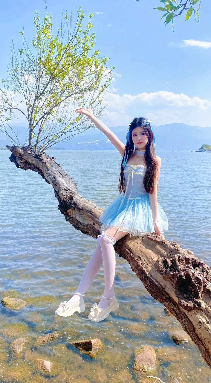 小七七