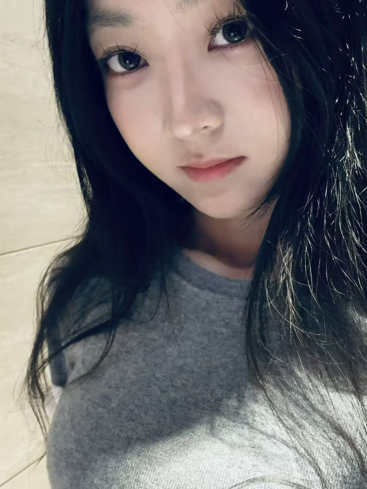 B076