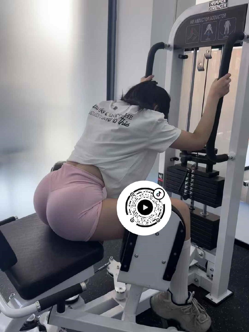 豹富047