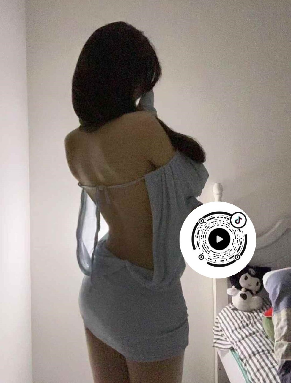 豹富047