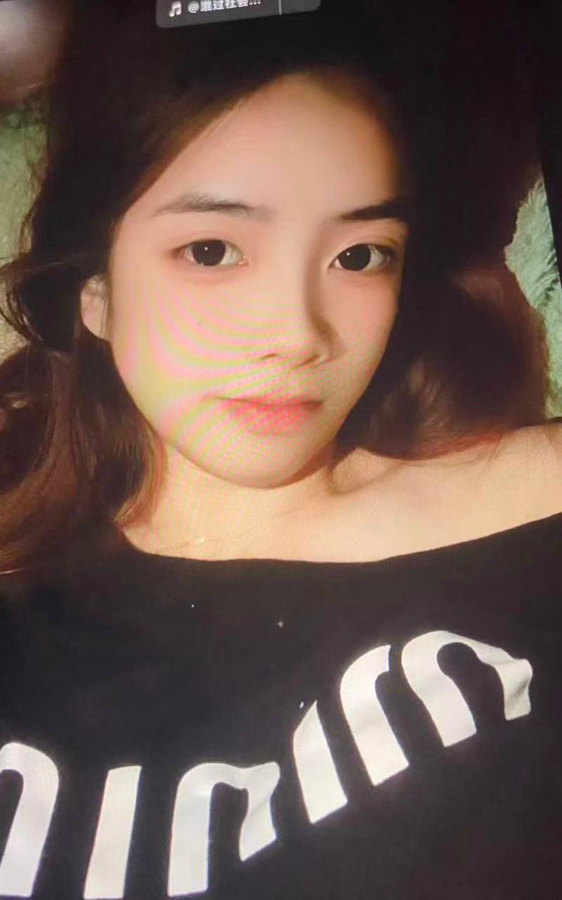 邹雅烯