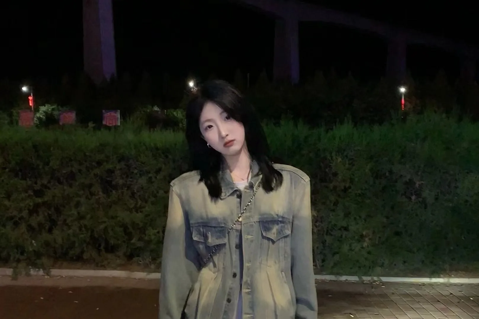 验证视频封面