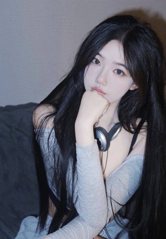 YC305