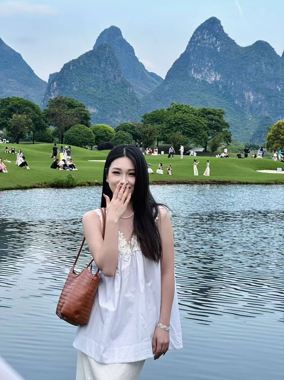 小清 财