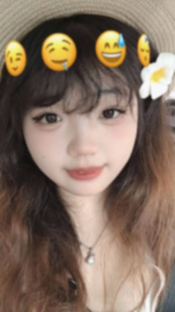 小彤