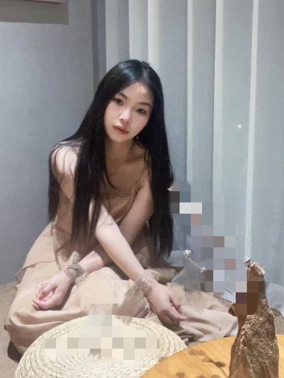 丽丽