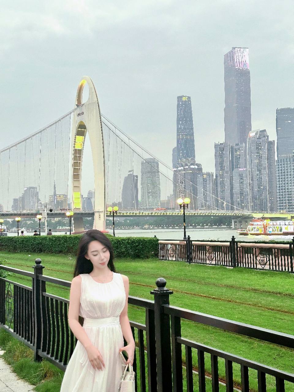 秋媛 省份:广东