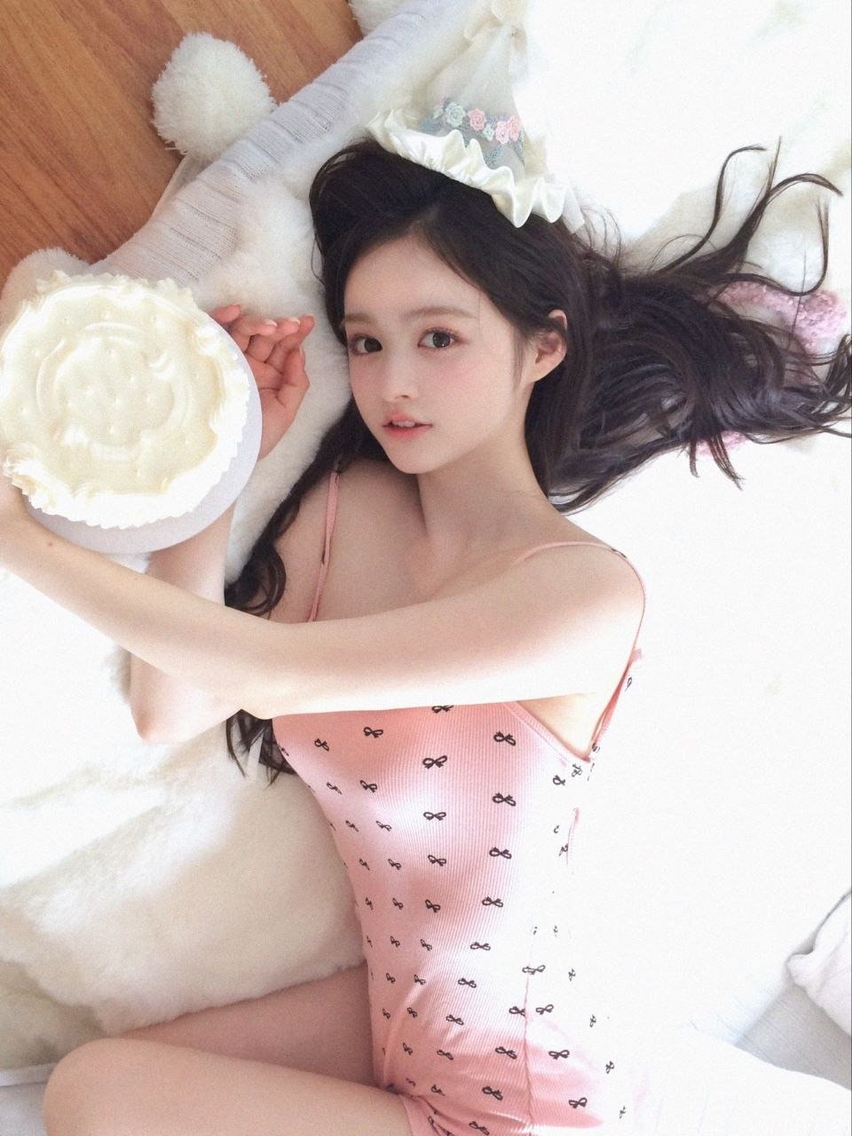 GD553 俄罗斯混血 冷白皮 三点粉 985女大