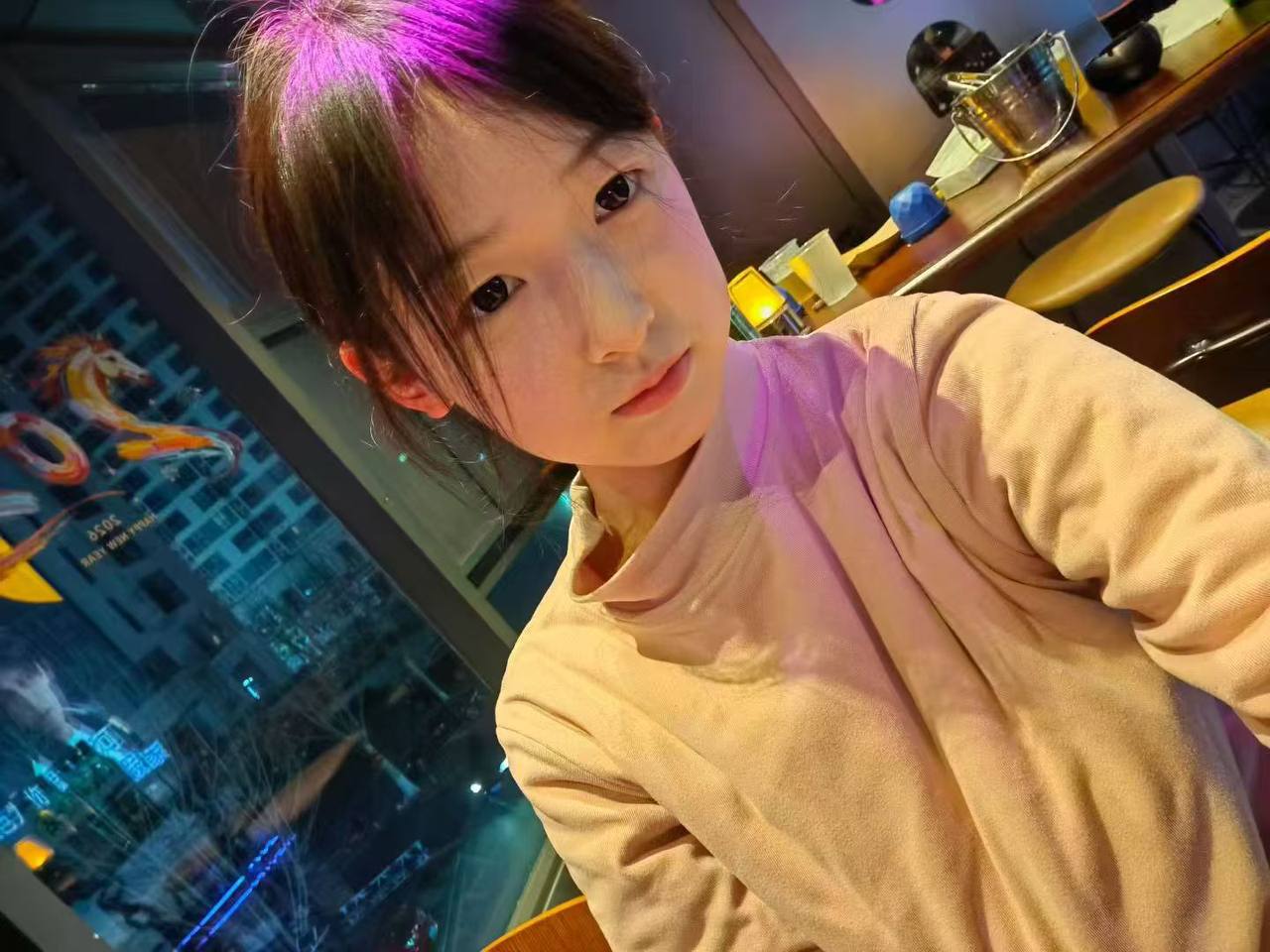 七七