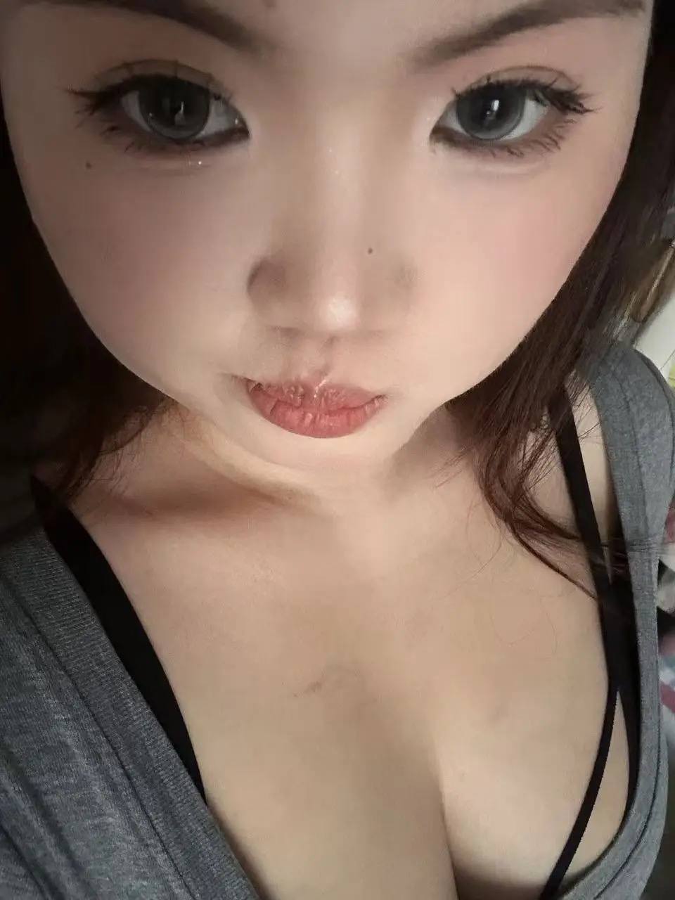 佳佳