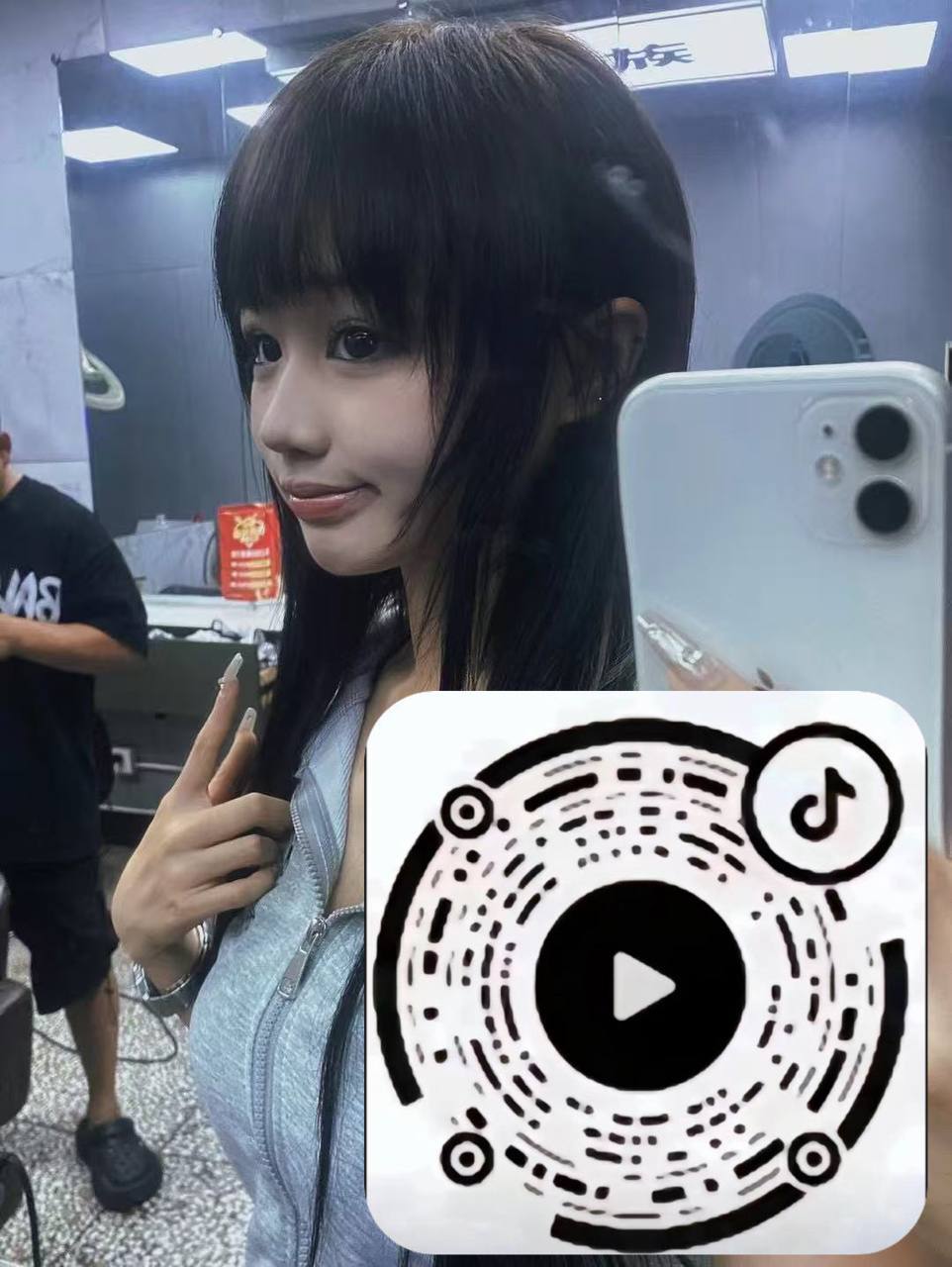 露露 可无可内 小蛮腰 大咪咪