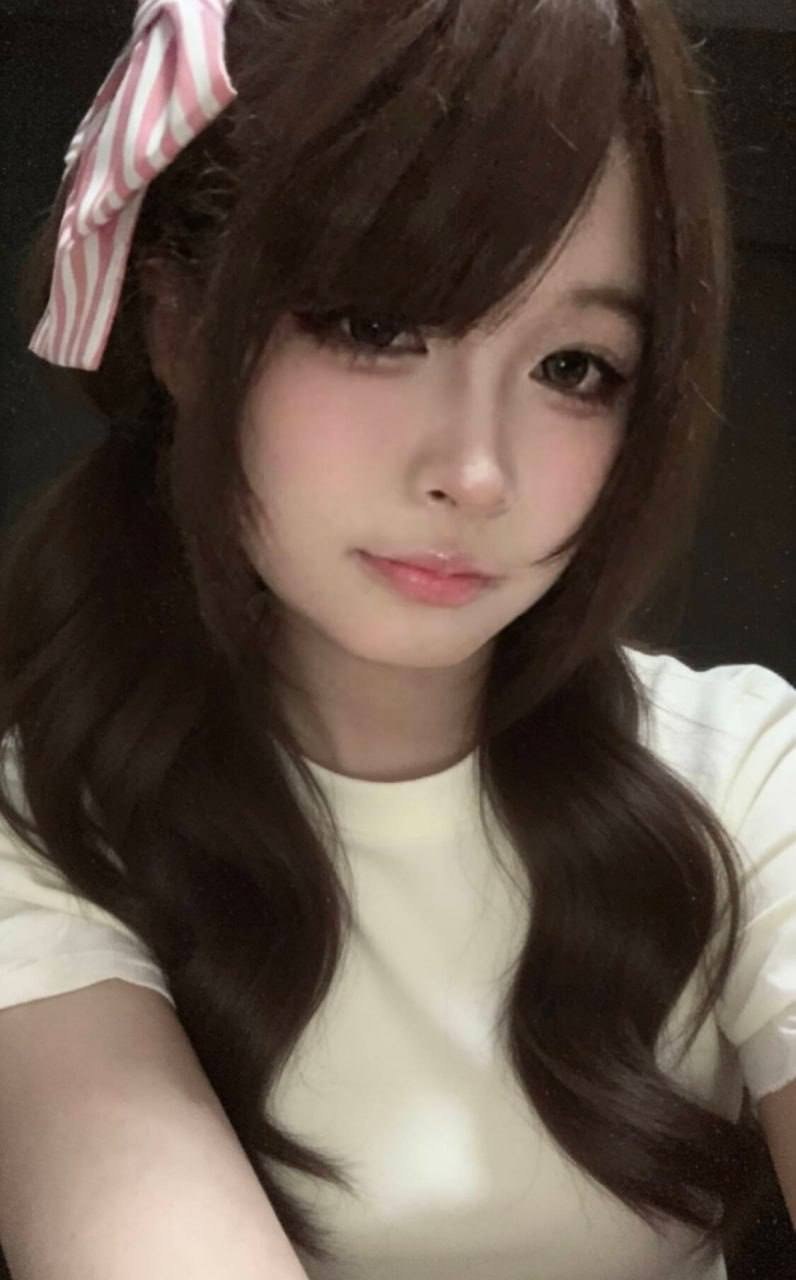 七七白