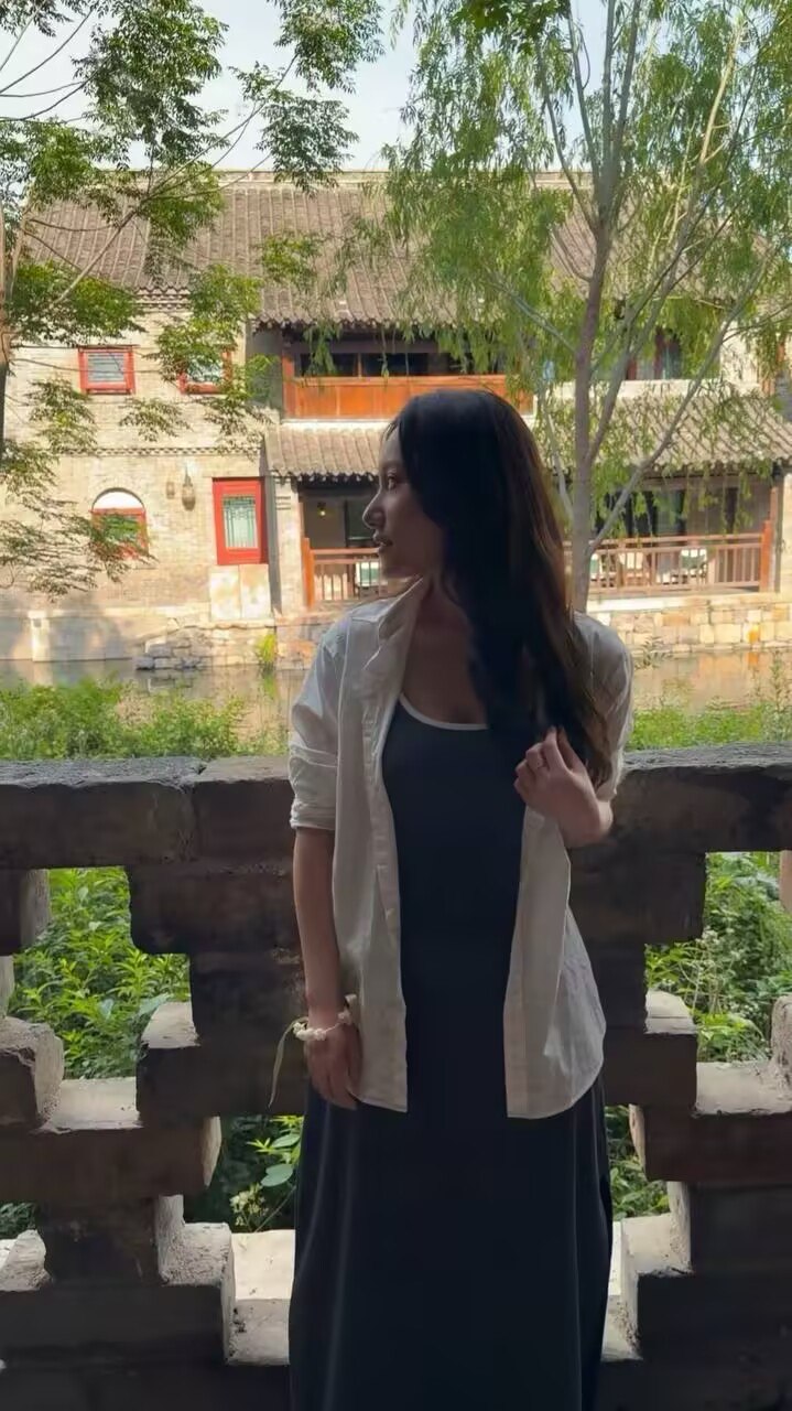 B082