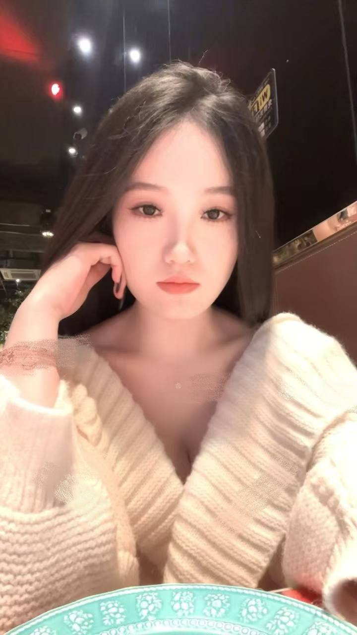 佳佳