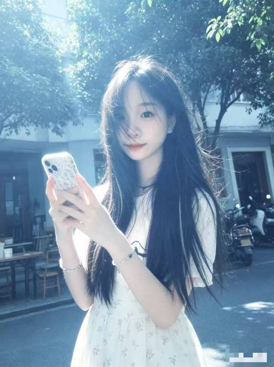 知知