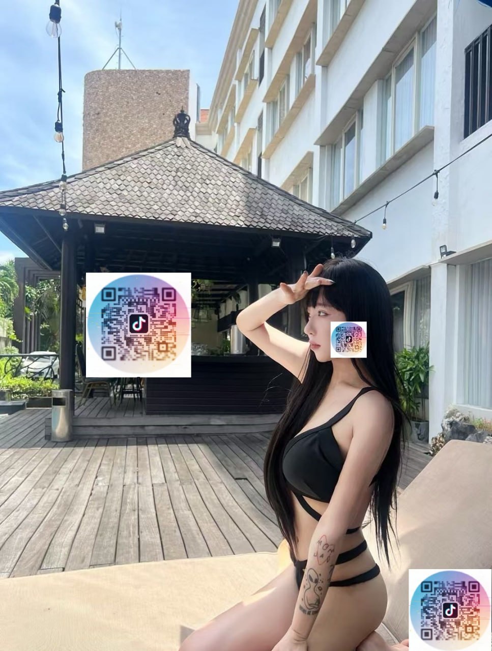 依娜