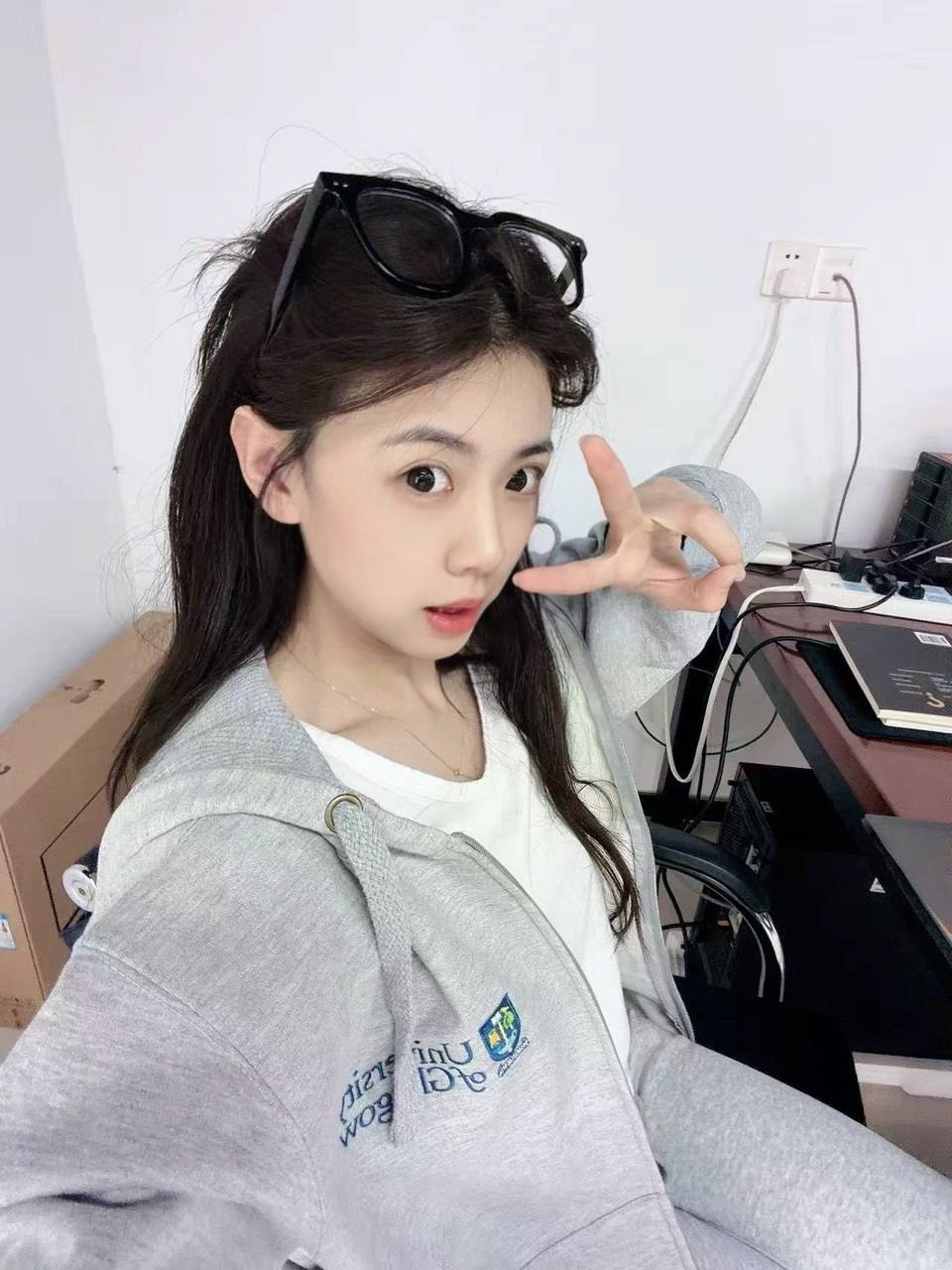白小小