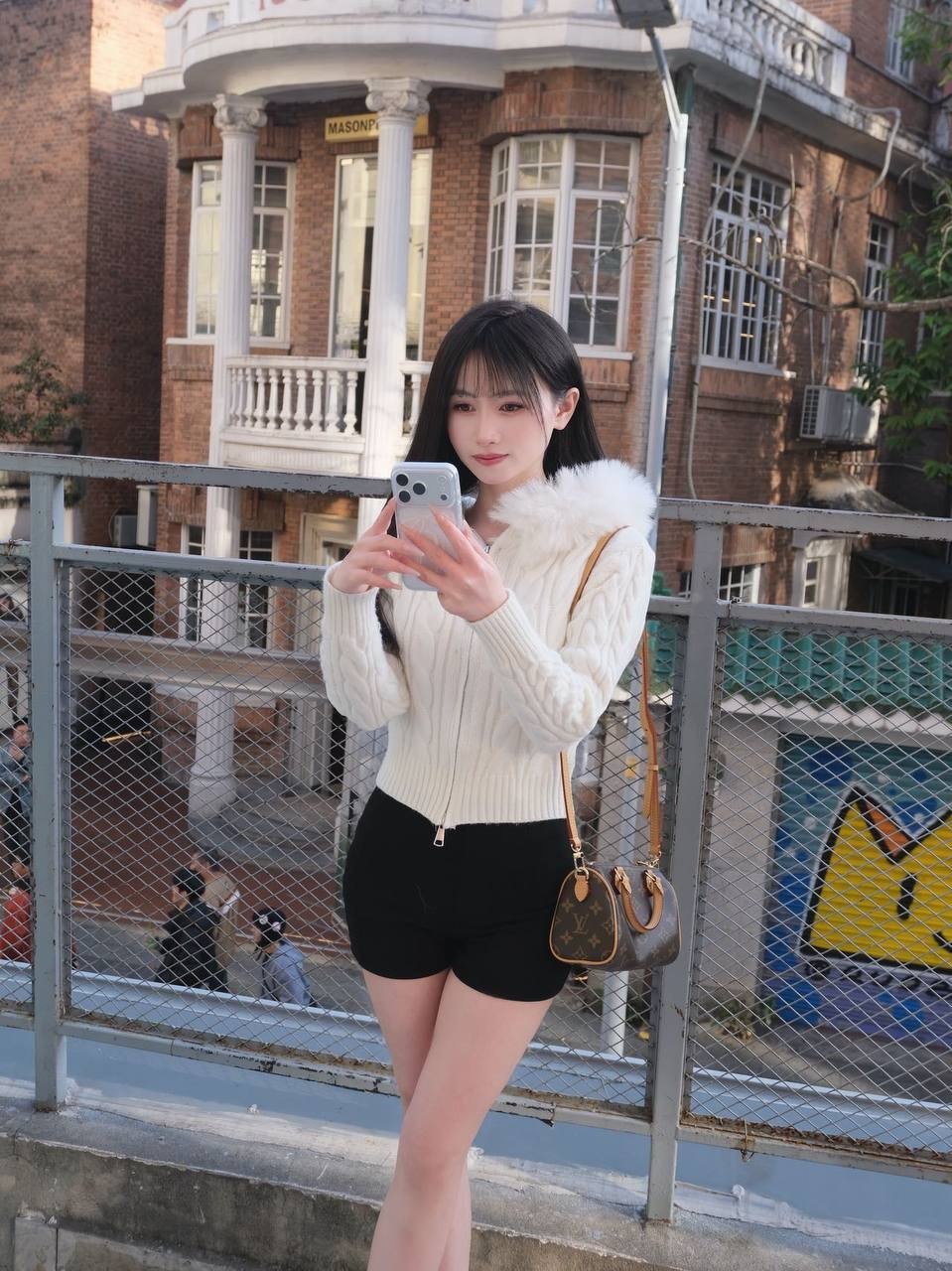Caz012
