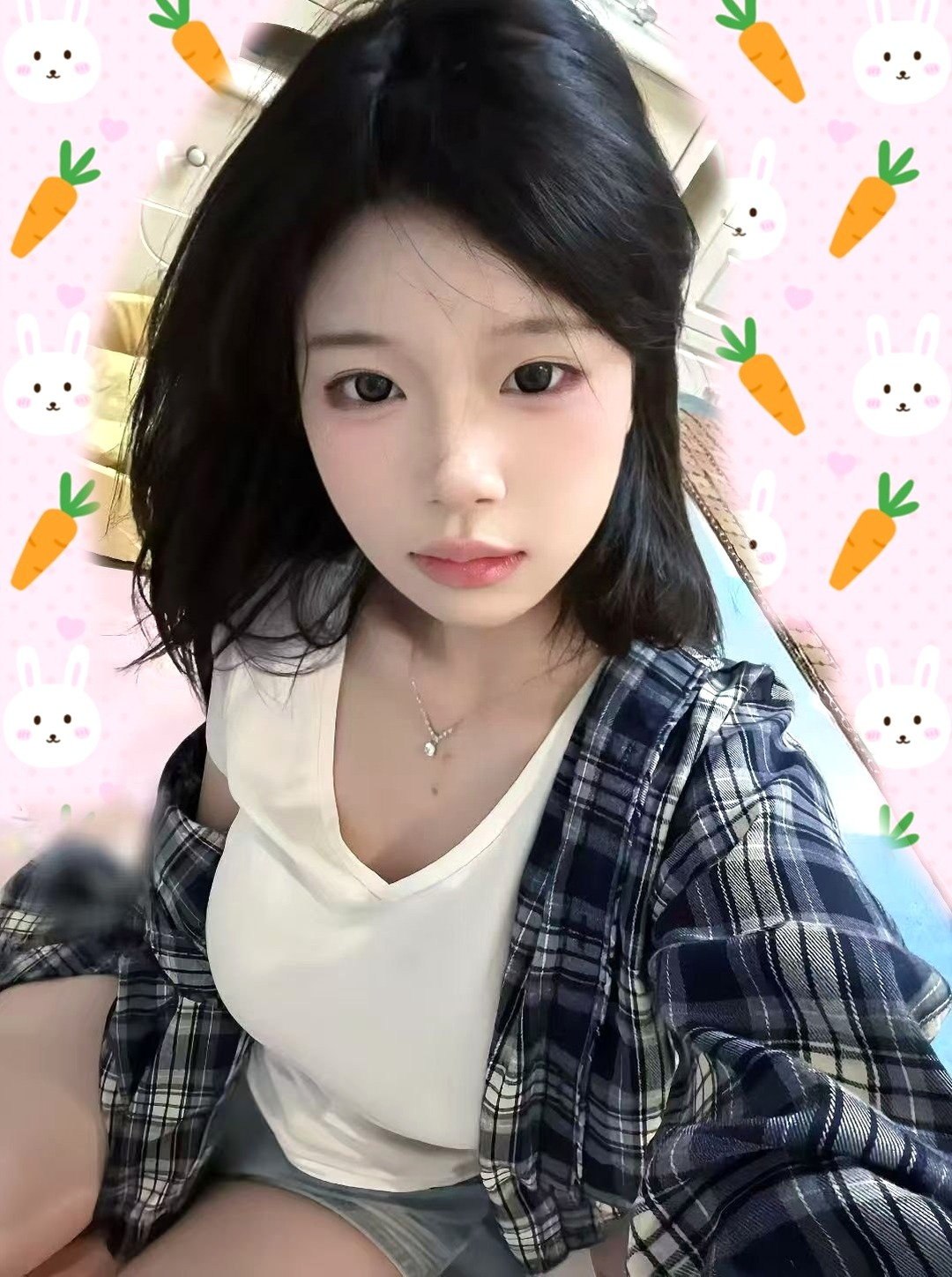 七七